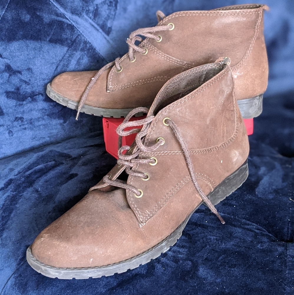 Suede Sporto Ankle Boot Lace Up Brown size 6